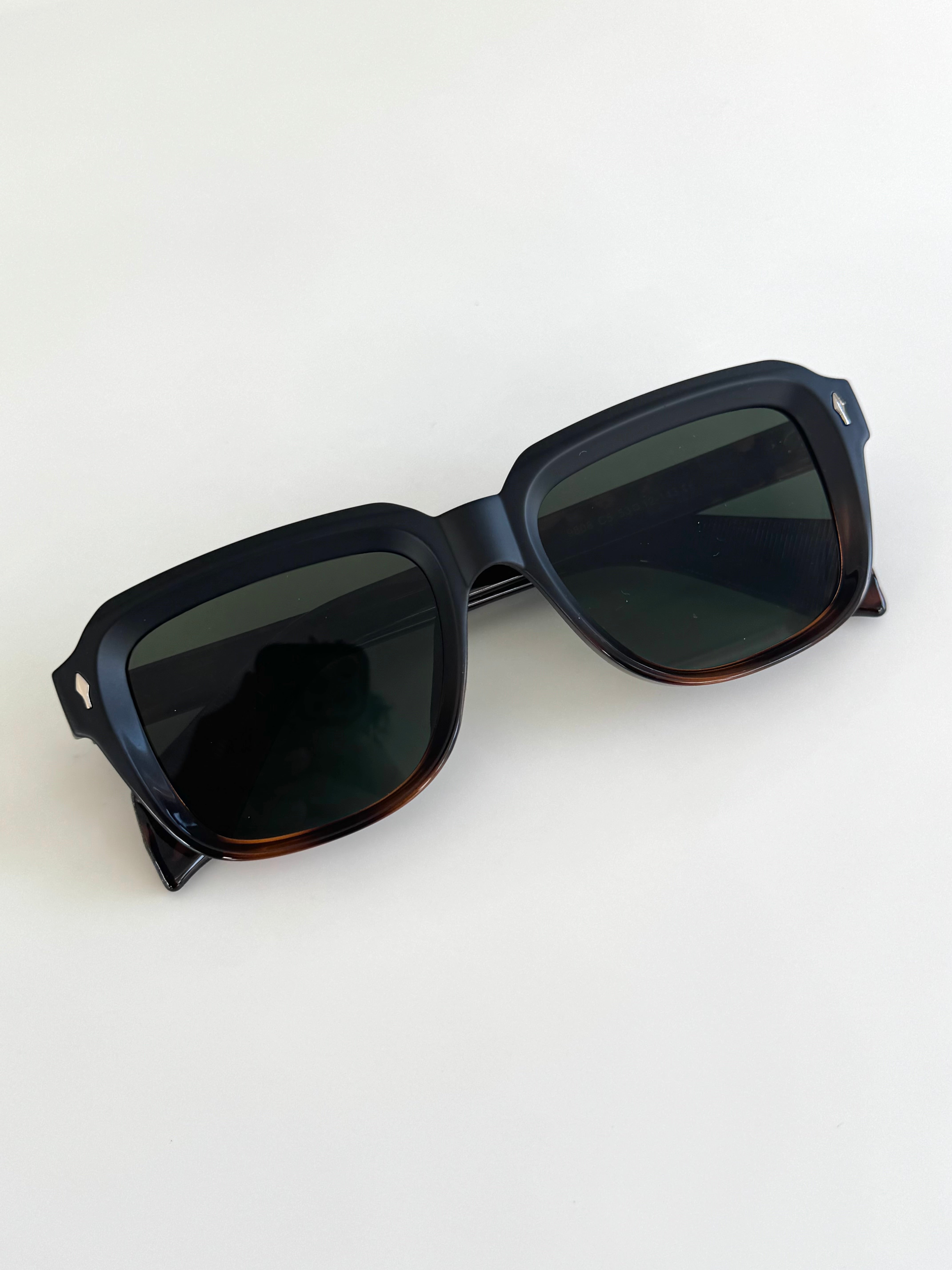 HARISSA FADED BLACK