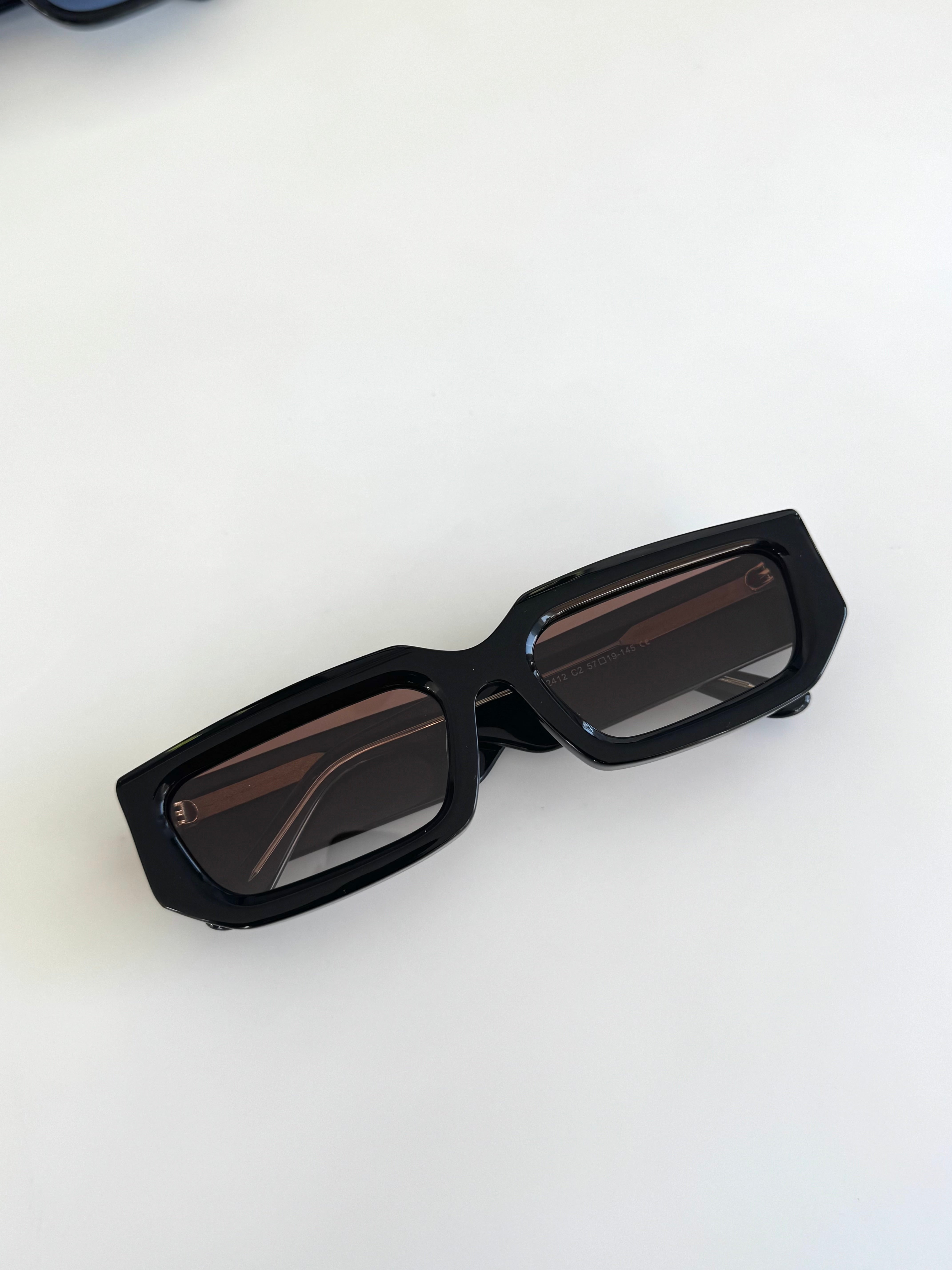 GHAZIR BLACK/BURGUNDY
