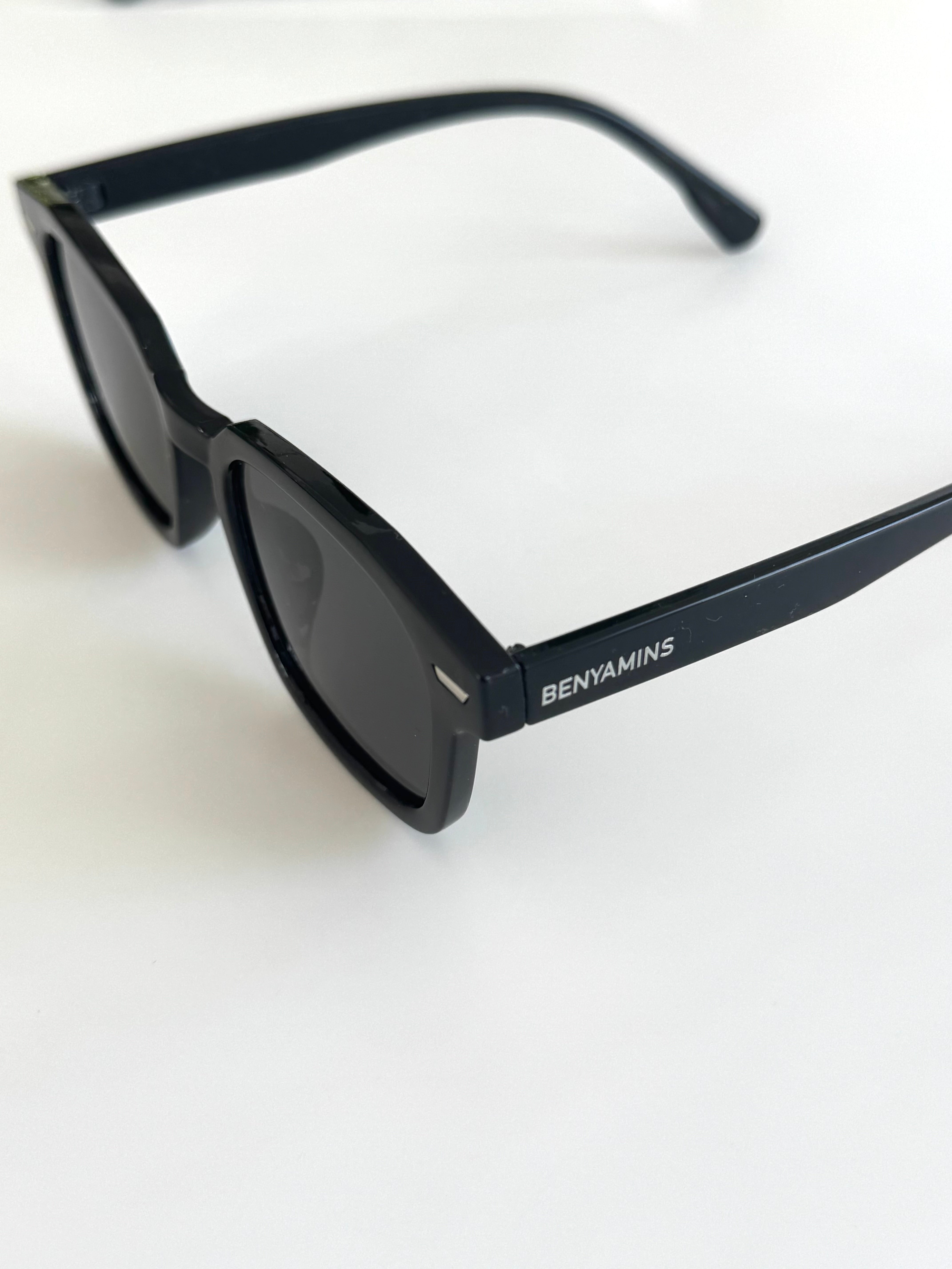 TRIPOLI BLACK