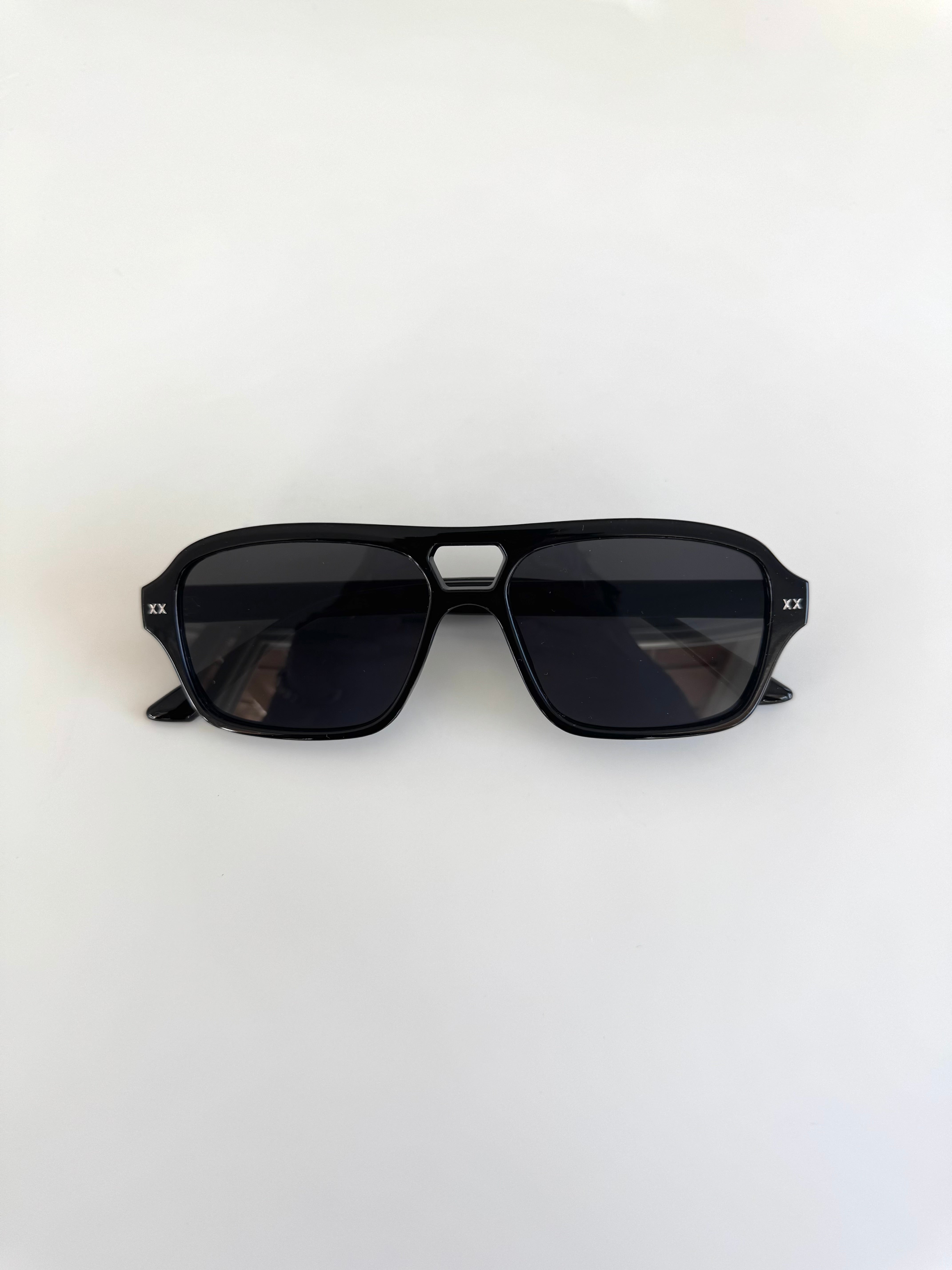 ARBIL BLACK