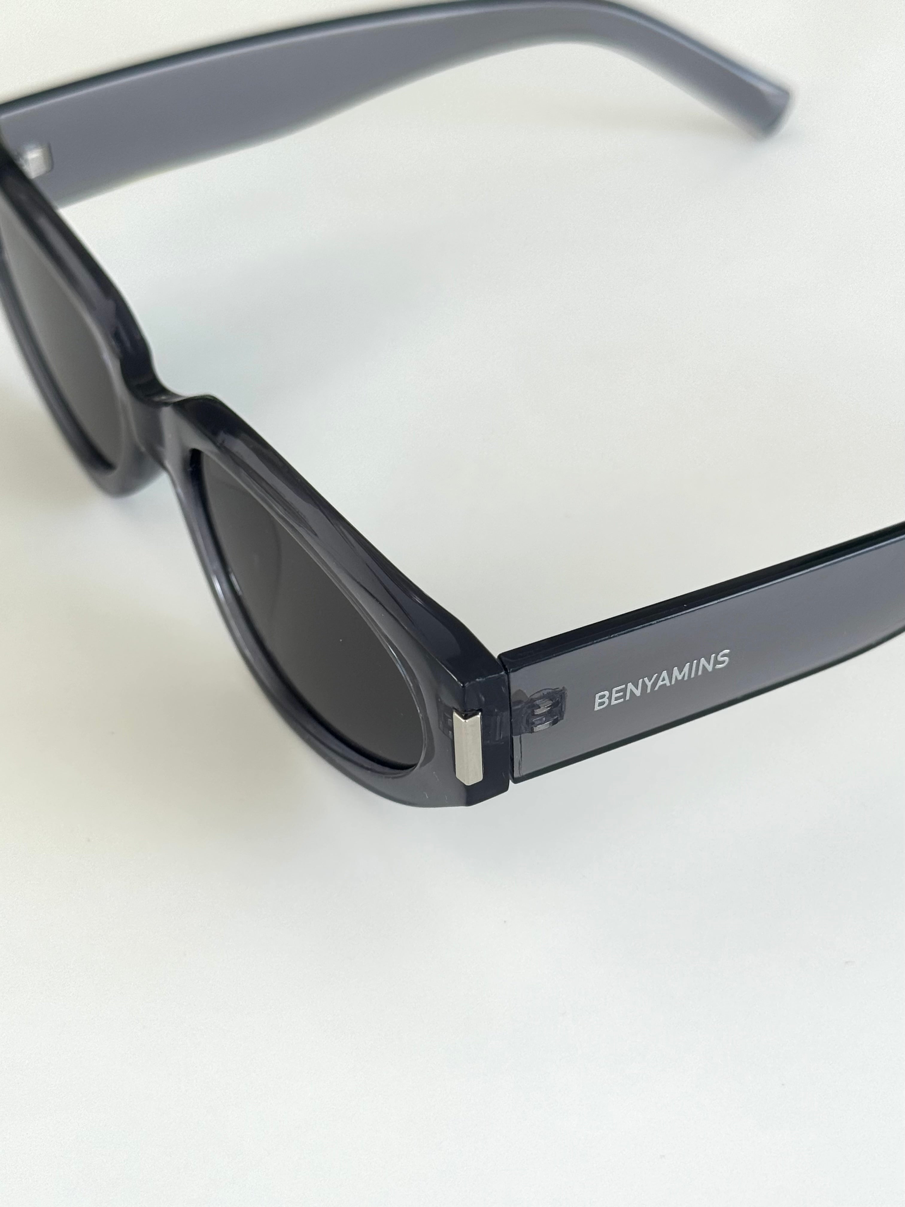 MANSURA GREY