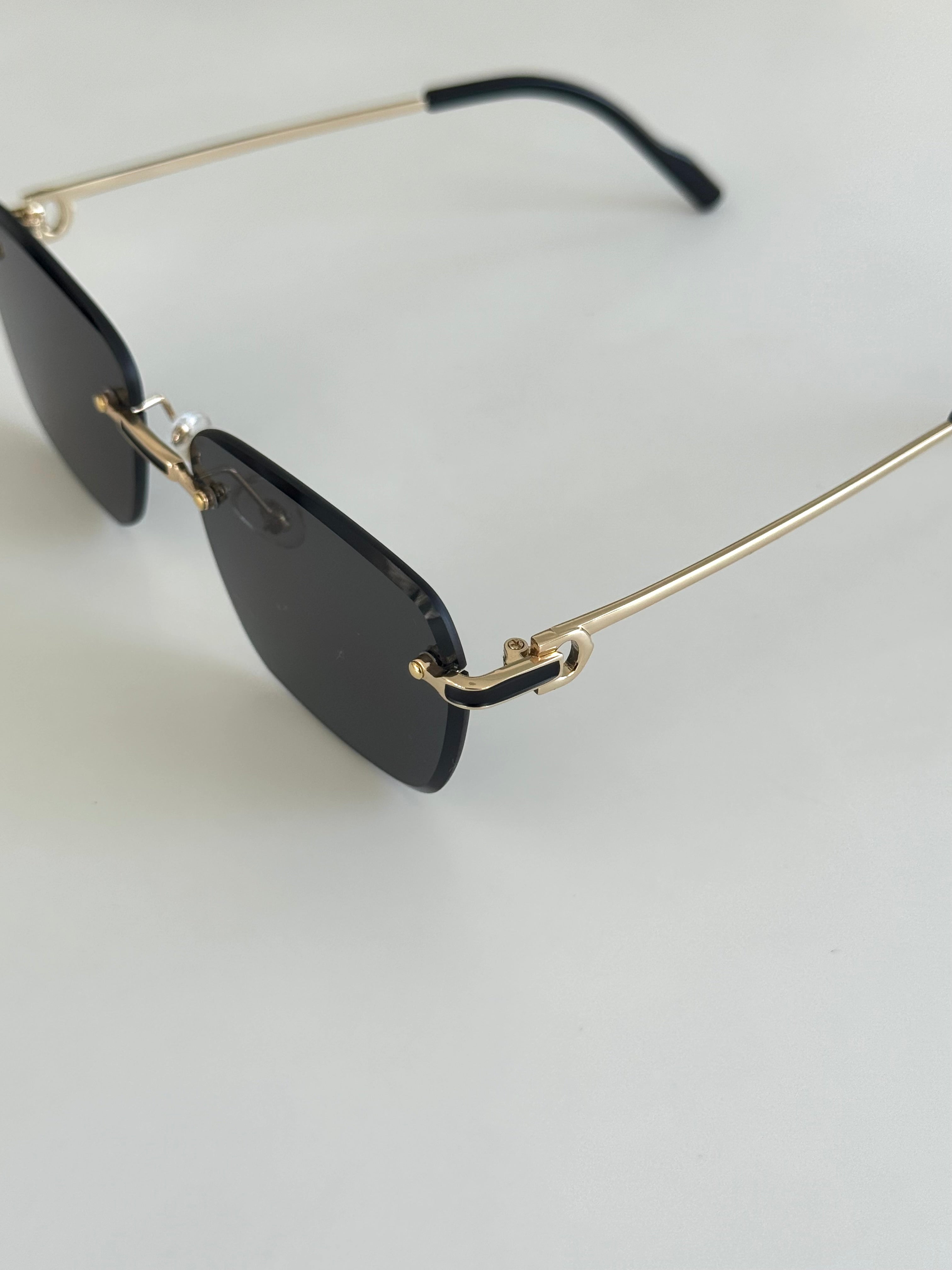 SIDON BLACK