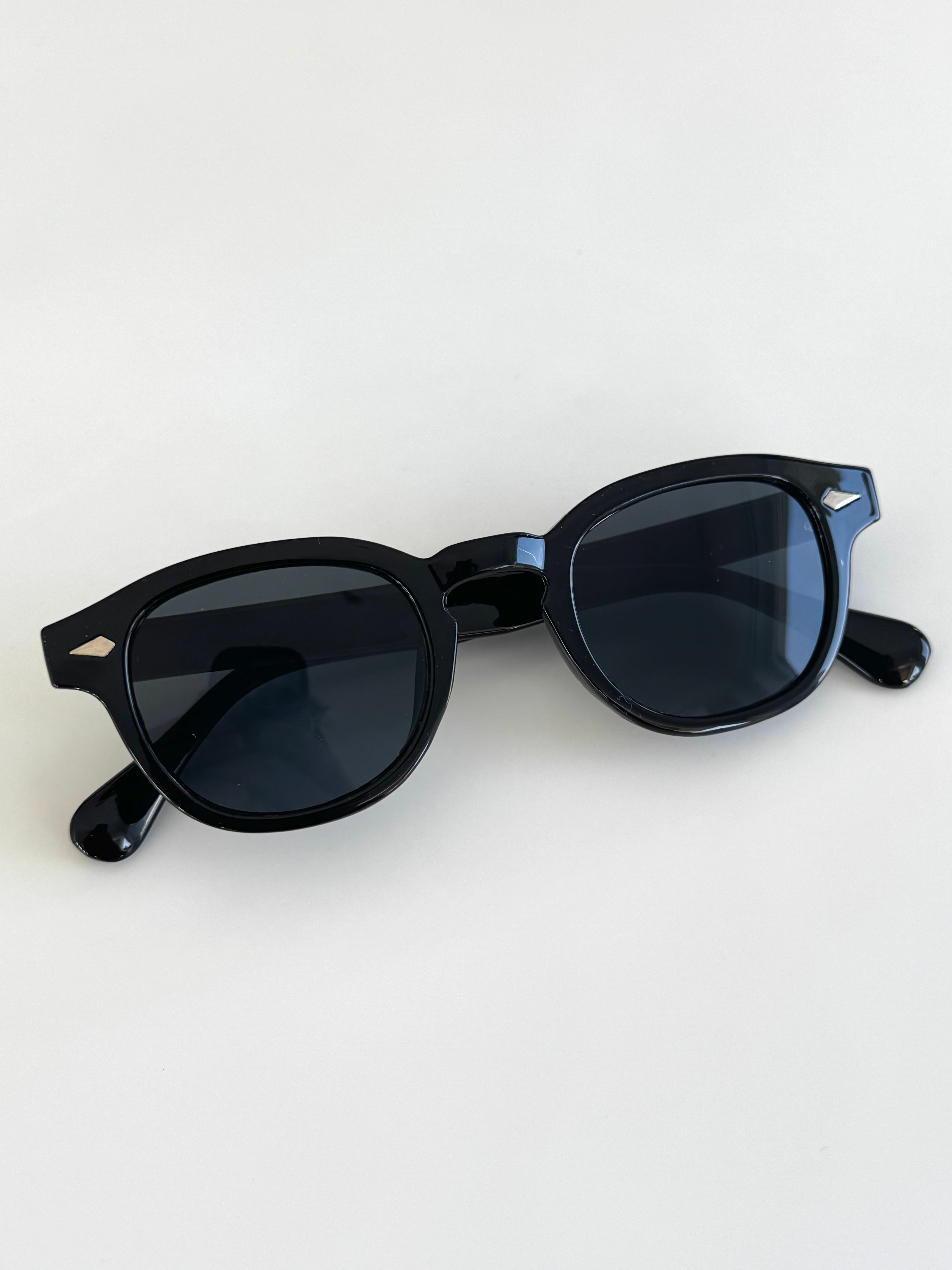 SHIRAZ BLACK